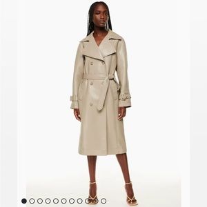 ARITZIA - Babaton Didion Trench - Beige Vegan Leather Trench - Size: XS